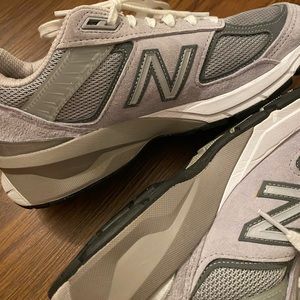 NEW BALANCE 990 - NEW IN BOX